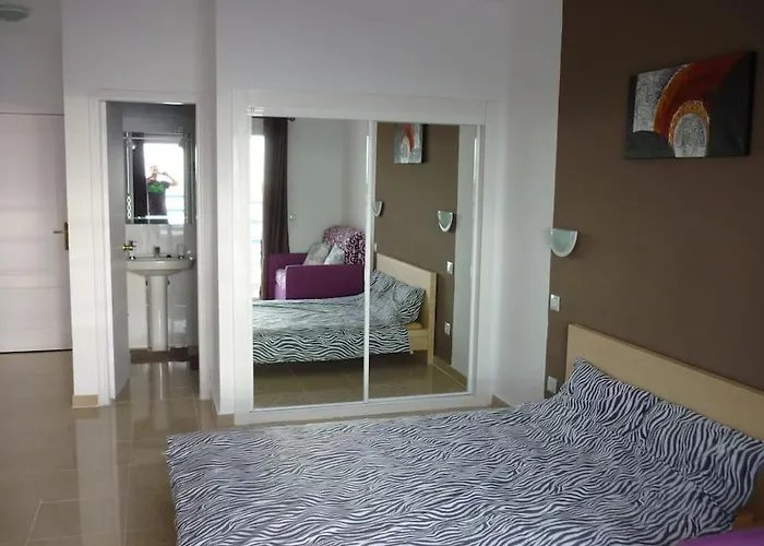 Playa Paraiso Modern - Free Wi-fi * Адехе